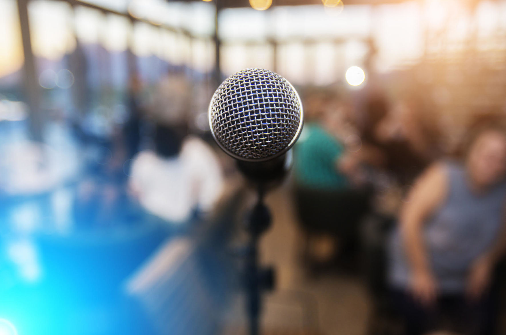 Microphone